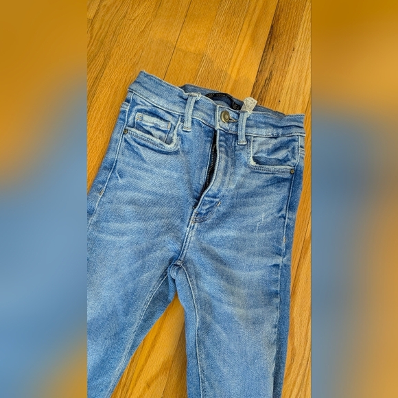 Women's Blue Distressed Jeans - Picture 5 of 6